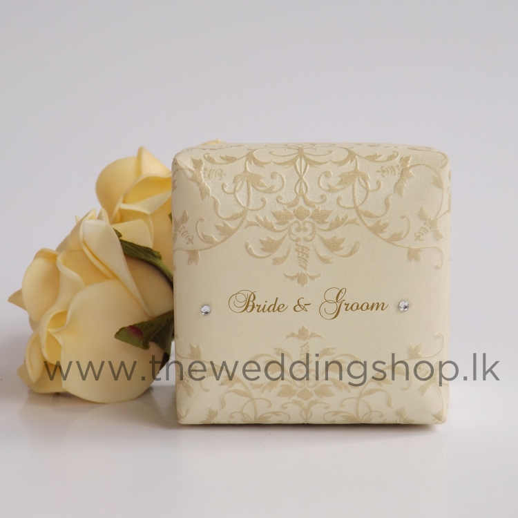 Floral Padded Cake Box The Wedding Shop